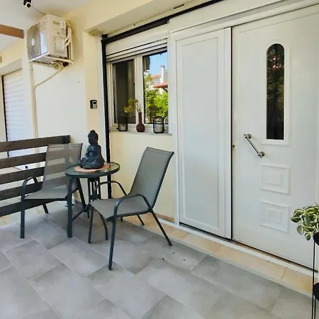 Nikos House Daire *